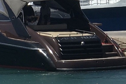 Noleggio Barca a motore Sunseeker Camargue 47 Atene