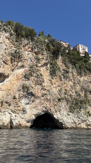 Beaulieu-sur-Mer Without license FUN YAK SECU 15 alt tag text