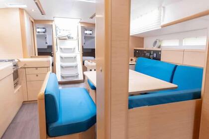 Noleggio Yacht a vela  Sun Odyssey 519 Santa Maria di Leuca