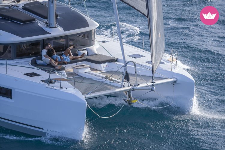 Catamaran Lagoon 51 15.6m 3