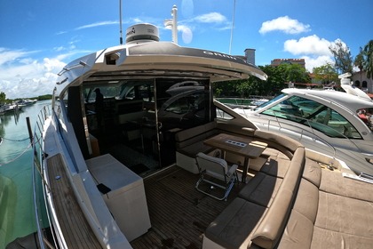 Исследуйте Роскошь на TINTO TARGA - Fairline Targa 62 в Канкуне