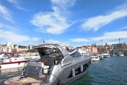 Cranchi Z35 splendida imbarcazione full optional per giornate magnifiche nel golfo di Napoli e le sue isole