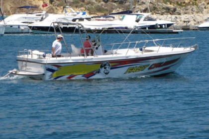 Rental Motorboat Open boat 28 ft Malta