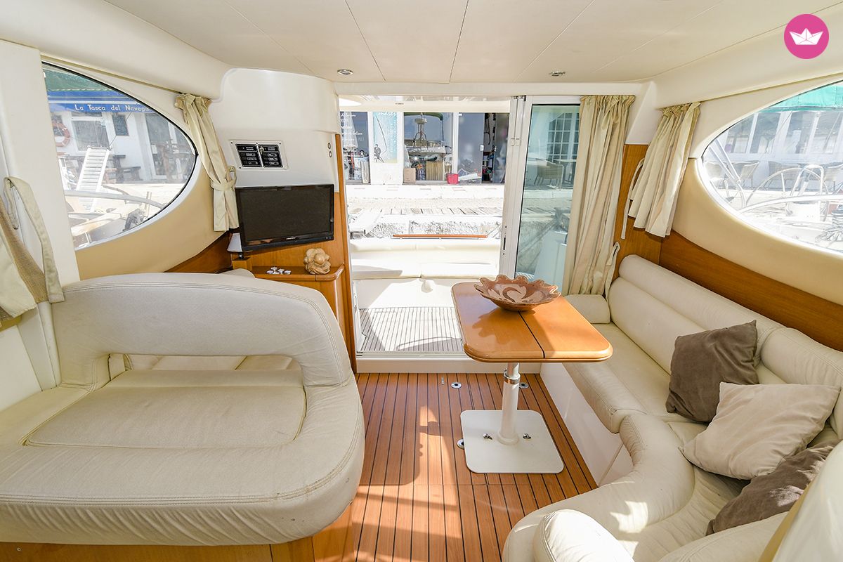 Bateau à moteur JEANNEAU PRESTIGE 32 450cv 6