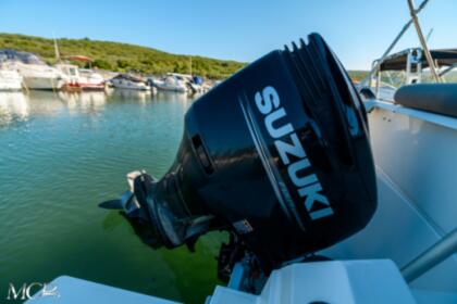 Antares 8 OB in Marina Dunat