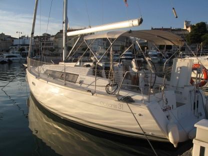 Alquiler Velero Beneteau Oceanis 31 Cambrils