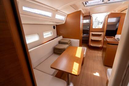 Hyra båt Segelbåt Jeanneau Sun Odyssey 410 - 3 cab. Saint-Mandrier-sur-Mer