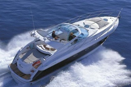 Noleggio Barca a motore FAIRLINE TARGA 52 Saint-Raphaël
