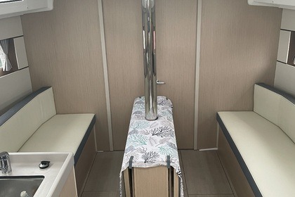 Bénéteau Océanis 38.1  3 cabins
