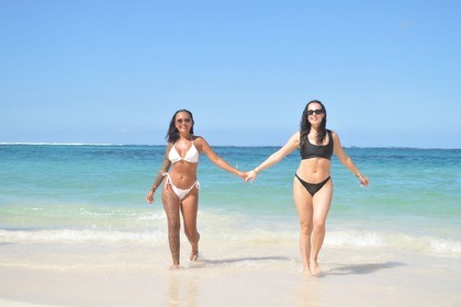 PREMIUM YACHT RENTAL:ALL INCLUSIVE CAPTAIN AND CREW