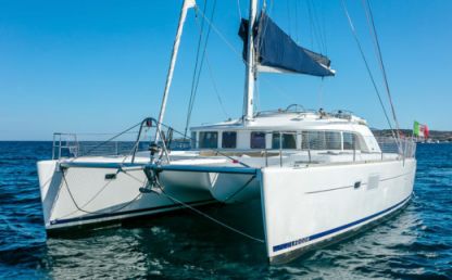 Charter Catamaran Lagoon 440 Portisco