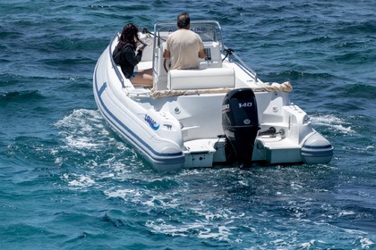 Gommone Lomac 6,70 mt Noleggio con Patente in Villasimius