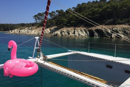 Porquerolles en Catamaran a voiles