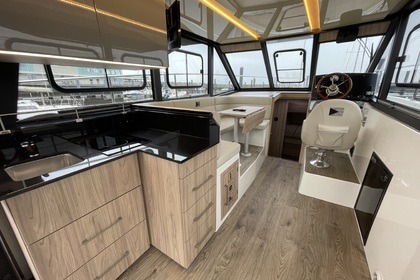 Hire Houseboat Cobra Futura 36 Makkum