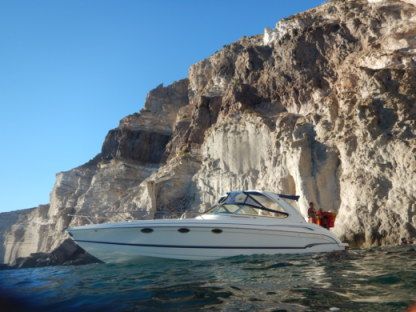 Charter Motorboat Formula 370 Ss Kefalonia