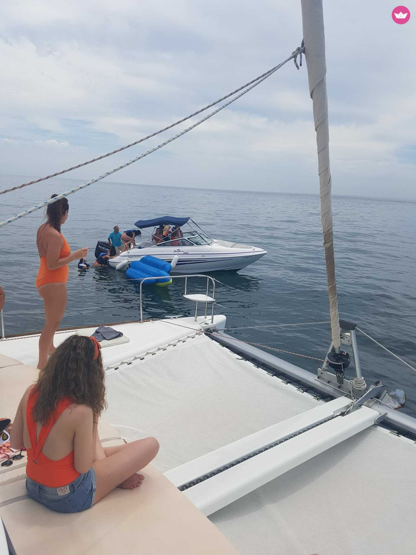 Hire Lagoon Lagoon 380