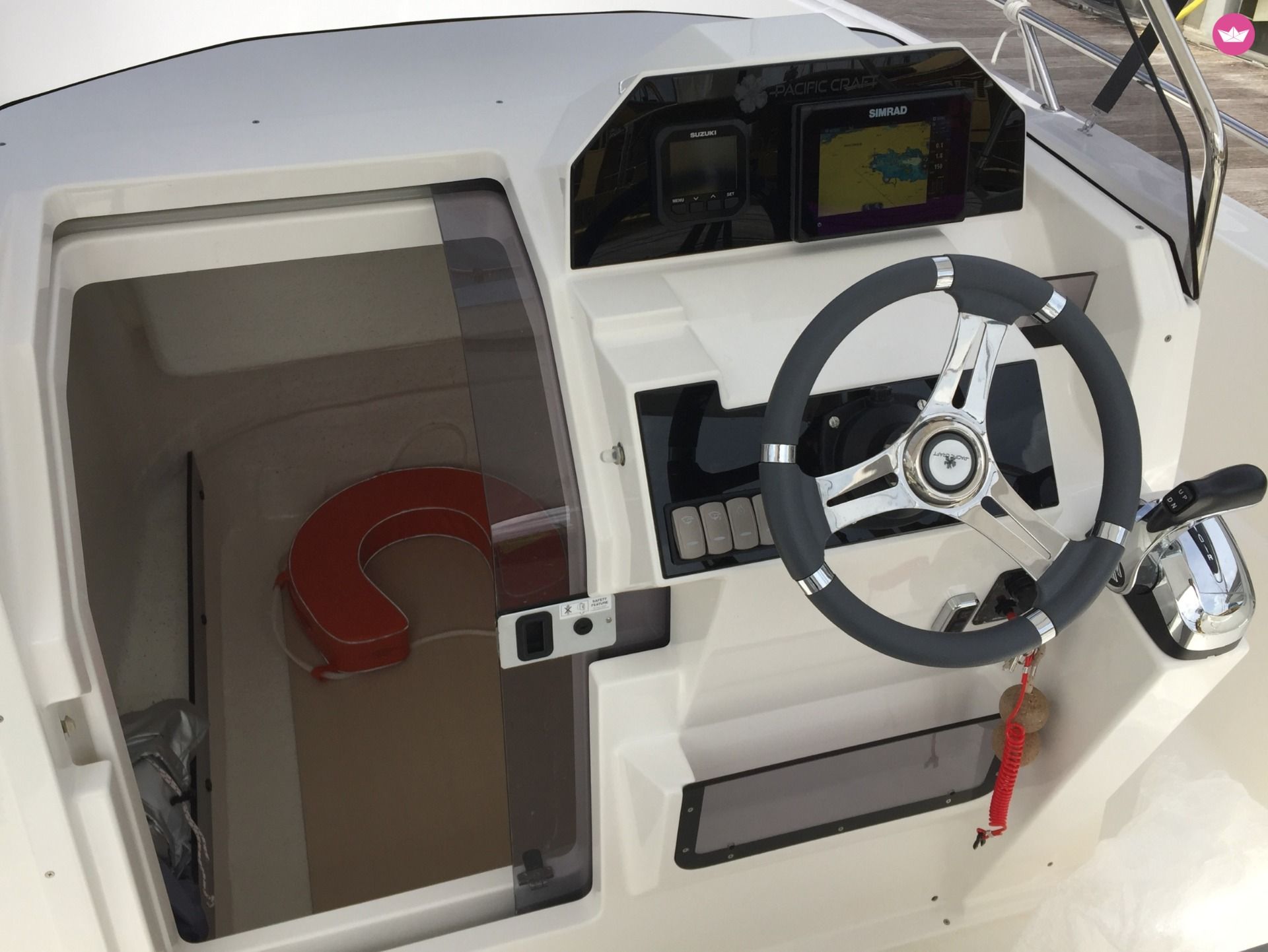 Bateau à moteur PACIFIC CRAFT Open 670 200cv 7