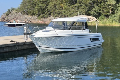 Charter Motorboat Jeanneau Merry Fisher 755 Stockholm