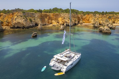 Noleggio Catamarano Fountaine Pajot Lucia 40 Portimão