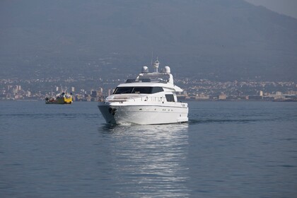 Charter Motor yacht San Lorenzo San Lorenzo 62 Castellammare di Stabia