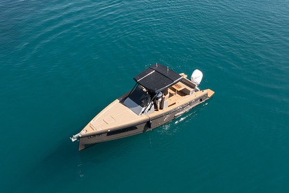 Hire Motorboat AQUA 30 Limassol