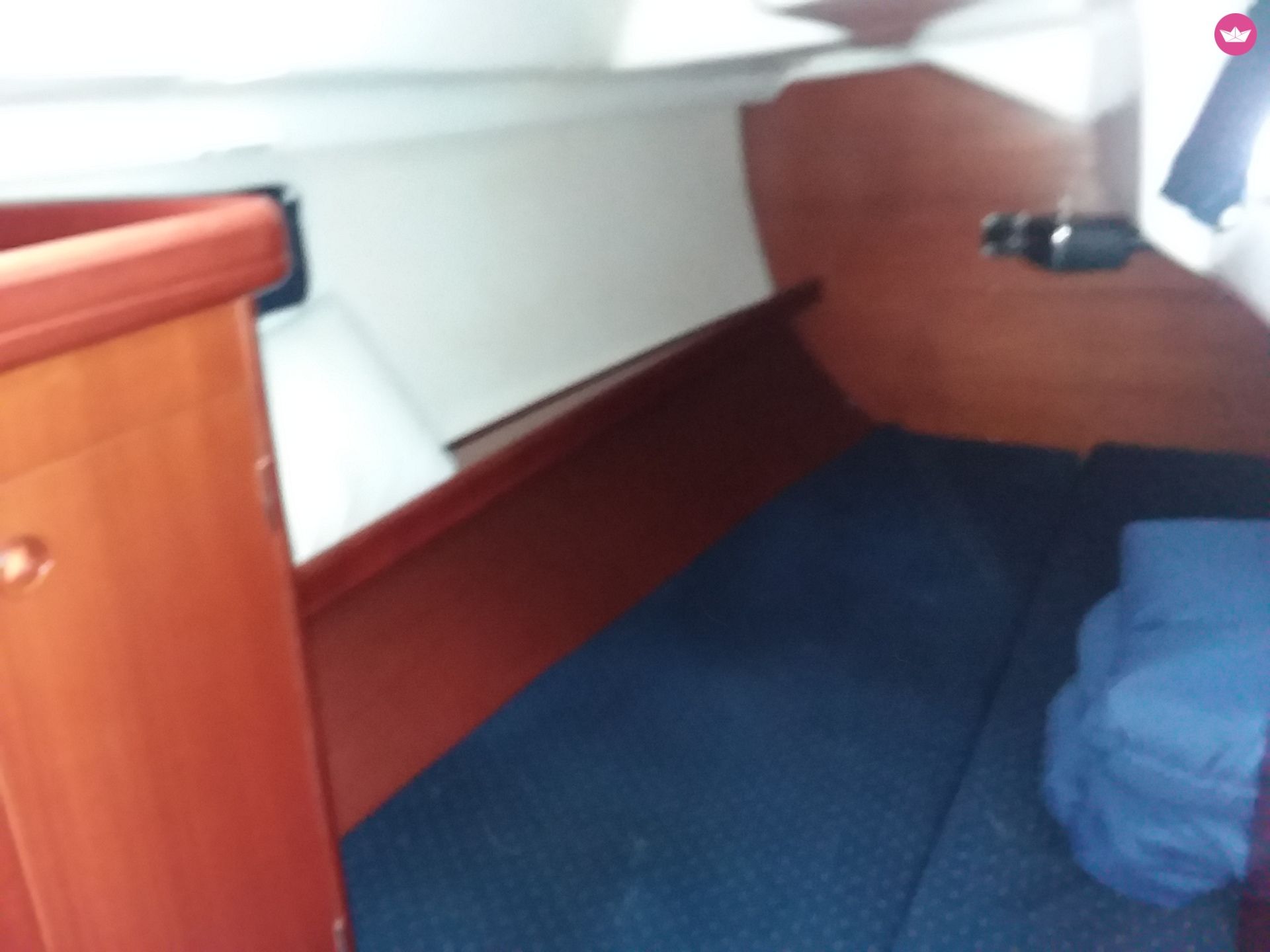 Sailboat Beneteau Oceanis Clipper 331  