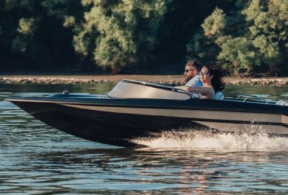 Charter Motorboat Tiamat Boats Tiamat 440 Backa Palanka