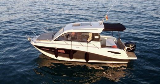 Motorboat Quicksilver Activ 755 Week-end boat plan