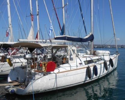 Location Voilier Beneteau Oceanis 37 Lavrion