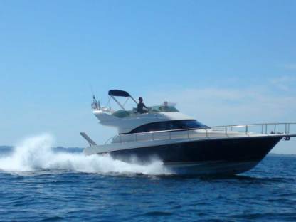Charter Motorboat Cantieri Navali Del Tirreno Cayman 42 Fly Kiel