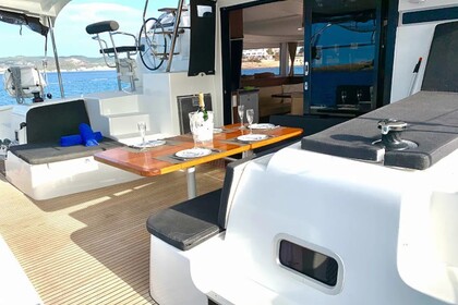 PASCAL - A/C, DESALINIZADORA, GENERADOR, AMARRE INCLUIDO TODA LA SEMANA