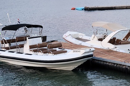 Charter Motorboat Ris Marine RM 750 Hvar