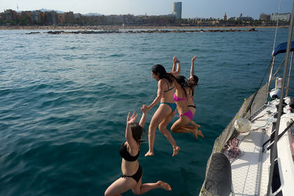 Enjoy an unforgettable day at sea aboard our 12-meter sailing yacht in Barcelona Welcome aboard!