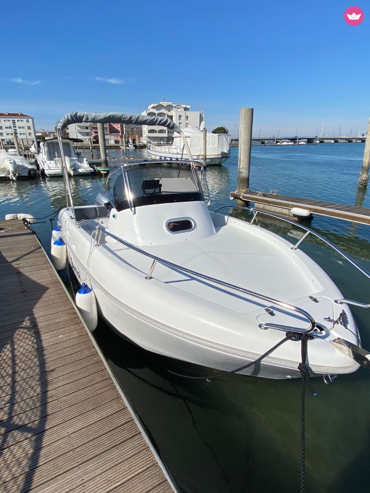 Bateau à moteur Saver 560 Walkaround 100cv 4