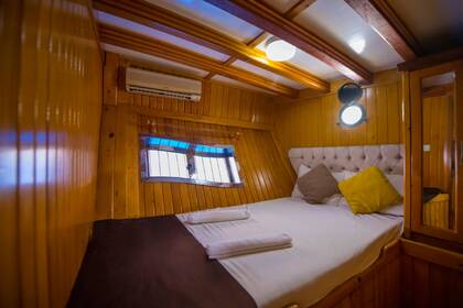 Secure Your Summer 2026 Escape — Traditional Aegean Gulet Charter for Up to 16 Guests | Early Booking Advantage