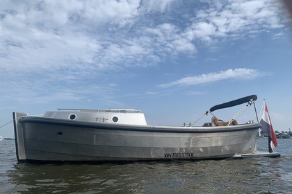 Rental Motorboat Bob sloep Explorer 770 cabine Zaanstad