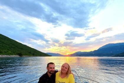 Cruise with captain on Brand New Baracuda 686