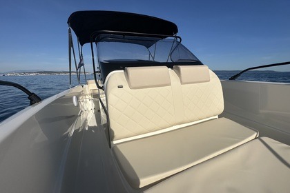 Miete Motorboot Quicksilver 705 Open Trogir