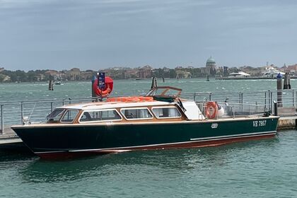 Чартер лодки без лицензии  De Pellegrini Venezia Semicabinato Венеция