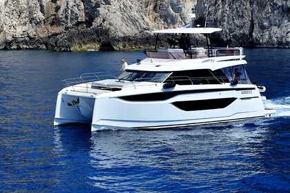 Catamarano di lusso - Prestige M48