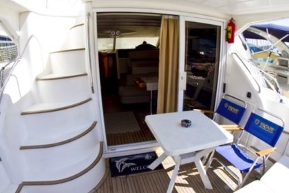 Miete Motorboot FAIRLINE PHANTOM 40 Primošten