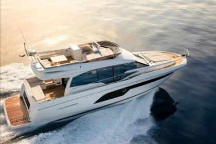 Charter Motor yacht Prestige 520 Fly F-line Kotor