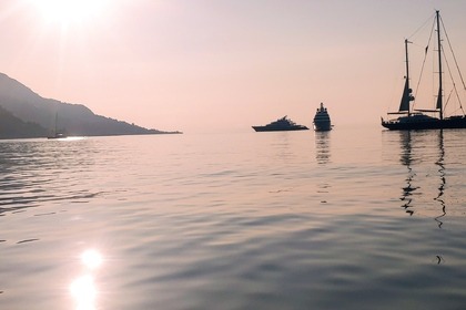 Sunset and diner in the bay