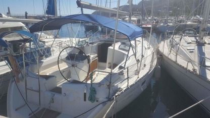 Charter Sailboat Beneteau Oceanis Clipper 381 Ajaccio
