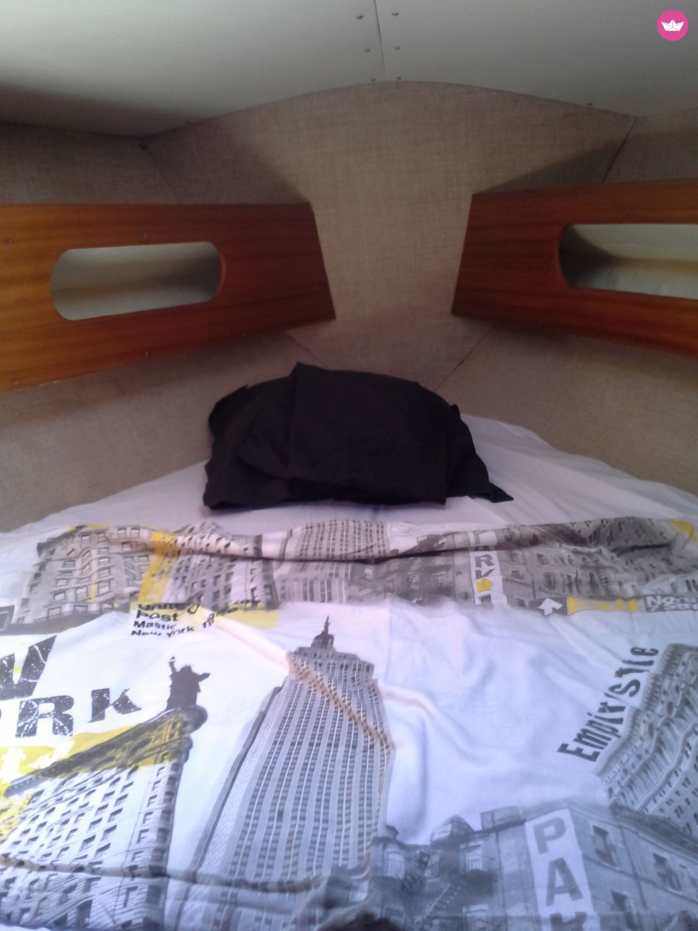 Sailboat Jeanneau Sangria Nv (1982) for hire