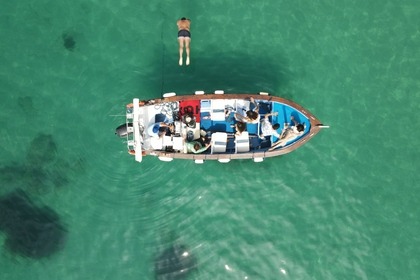 Noleggio Barca a motore Wooden Traditional MotorBoat Corfù