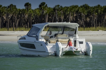 Charter Motorboat Aquila Yacht Aquila 36 Y Cannigione