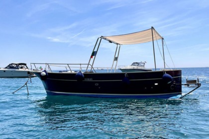 Charter Motorboat Pinto Gozzo pinto Amalfi