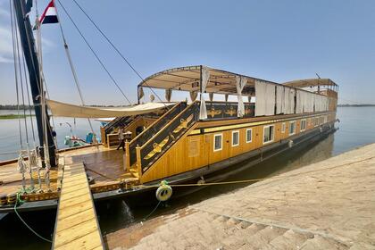 Sail Through History – A Luxury Dahabiya Nile Cruise