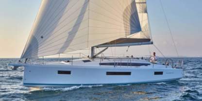 Charter Sailboat Jeanneau Sun Odyssey 410 Capo d'Orlando